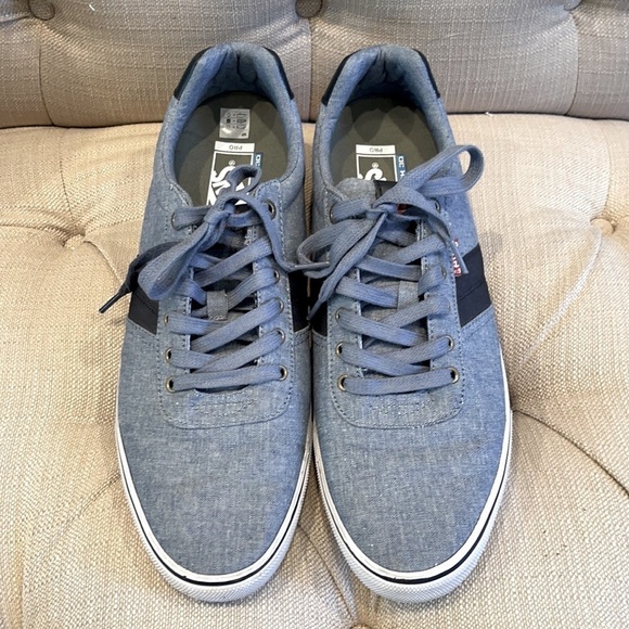 Men’s Vans/LEVIS TURNER SLUB CHAMBRAY Sneakers - Picture 2 of 9